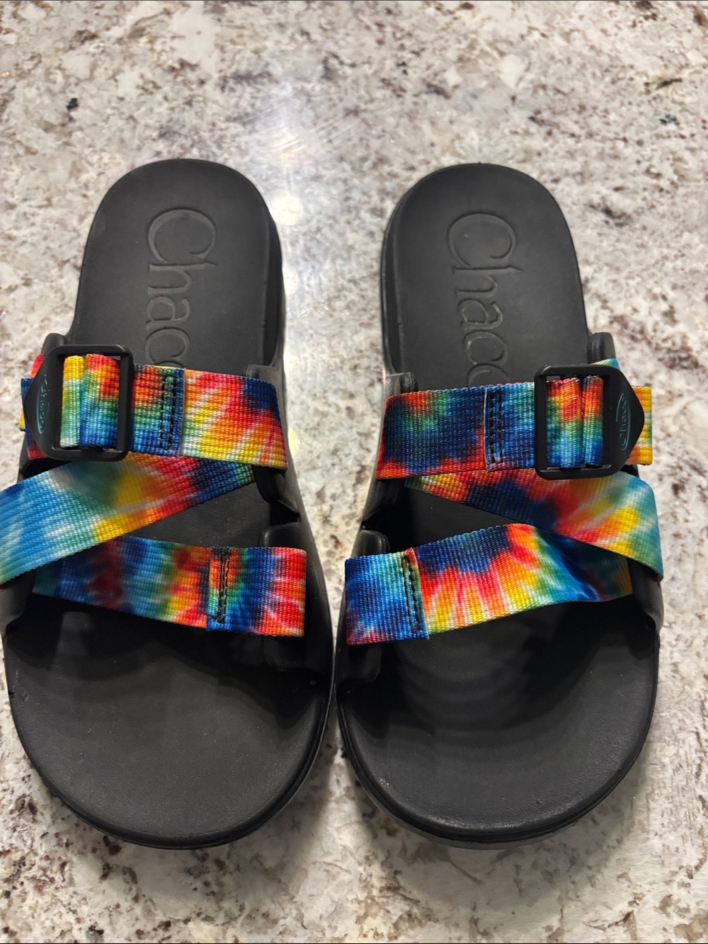 Chaco tie dye Chillos slides. Sz 8